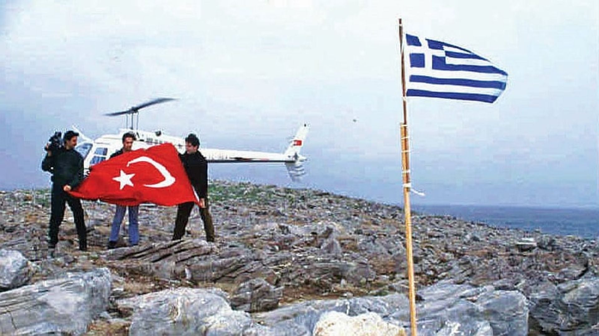 Sozcu για Ίμια: «Οι Έλληνες εστάλησαν πίσω όπως ήρθαν»