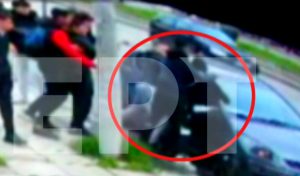 Βίντεο ντοκουμέντο: Άγριος ξυλοδαρμός 16χρονου από συνομηλίκους του στο κέντρο της Θεσσαλονίκης
