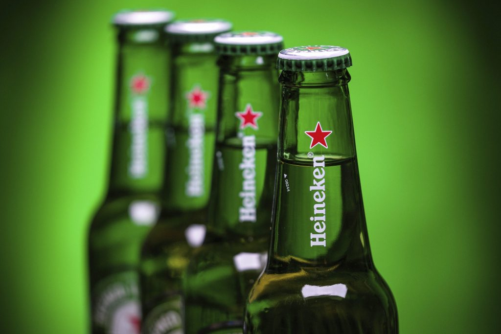 Heineken: Έως 6.000 απολύσεις παγκοσμίως λόγω δύσκολων συνθηκών στην αγορά μπίρας - ertnews.gr