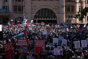 Αυστραλία: Ο Ισαάκ Χέρτζογκ καταγγέλλει «τρομακτικό» αντισημιτισμό – Συγκρούσεις και 27 συλλήψεις σε διαδηλώσεις - ertnews.gr