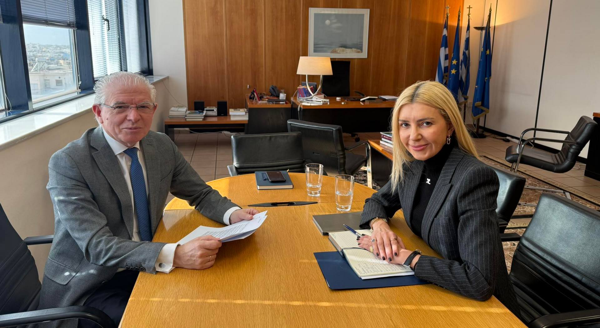 Συνάντηση Αραμπατζή με τον Λυκουρέντζο για το ρύζι - Τι ζητούν οι καλλιεργητές • Έλληνας Αγρότης