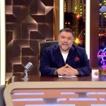 Ράγισε καρδιές ο Γρηγόρης Αρναούτογλου στο The 2Night Show για τον θάνατο της μητέρας του