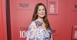 Ελληνικό «χρώμα» σε διαφήμιση με τους Ντρου Μπάριμορ-Ορλάντο Μπλουμ