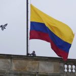 Η Κολομβία ξαναρχίζει την καταστροφή καλλιεργειών κόκας με τη χρήση γλυφοσάτης