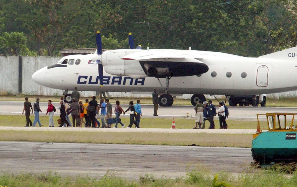 Κούβα: Τέλος τα αεροπορικά καύσιμα