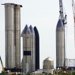 Ίλον Μασκ: Βάζει στον «πάγο» τον Άρη και οραματίζεται πόλη στη Σελήνη