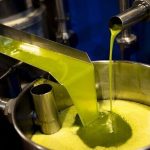 Η κατά κεφαλήν κατανάλωση στην Ελλάδα μειώνεται και διαβρώνει την ελαιοκαλλιέργεια (Πίνακας) • Έλληνας Αγρότης