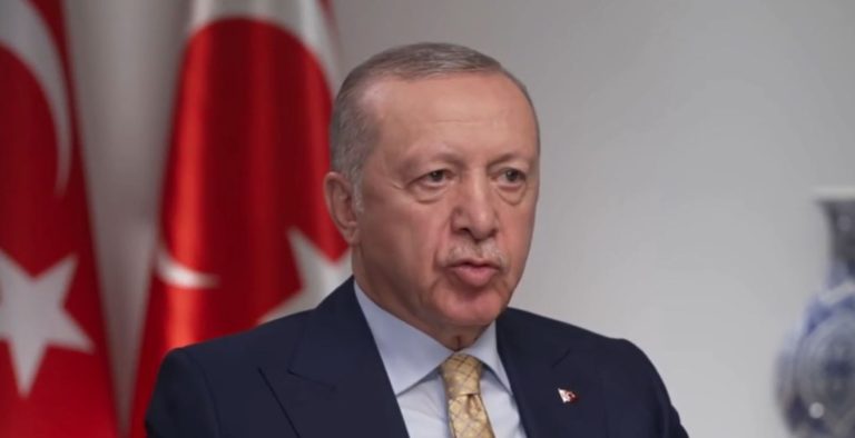 Τουρκία: Αναβλήθηκε η επίσκεψη Ερντογάν στο Αμπού Ντάμπι