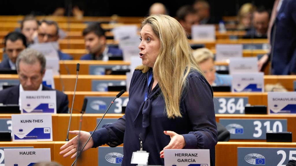 Tα μέτρα για την αγορά οίνου της ΕΕ δεν βάζουν τέλος στην κρίση, την μετριάζουν