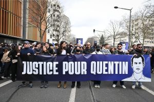 Γαλλία: Χιλιάδες άνθρωποι τίμησαν τον δολοφονημένο εθνικιστή