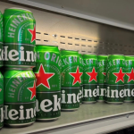 Στα 34,3 δισ. ευρώ τα έσοδα της Heineken το 2025