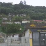 Κατάκολο: Βράχος 40 τόνων αποκολλήθηκε και απειλεί κατοικίες – Εκκενώθηκαν δέκα σπίτια