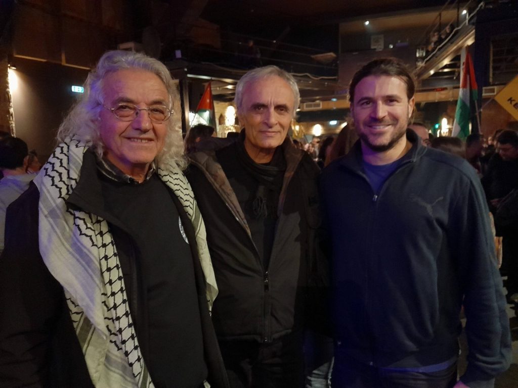 Ο... «εθνικός διασώστης» Ιάσονας ζητάει τη σύλληψη όλων των λιμενικών του σκάφους στη Χίο!