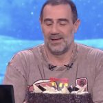 Αντώνης Κανάκης: Η έκπληξη γενεθλίων στο «Ράδιο Αρβύλα»