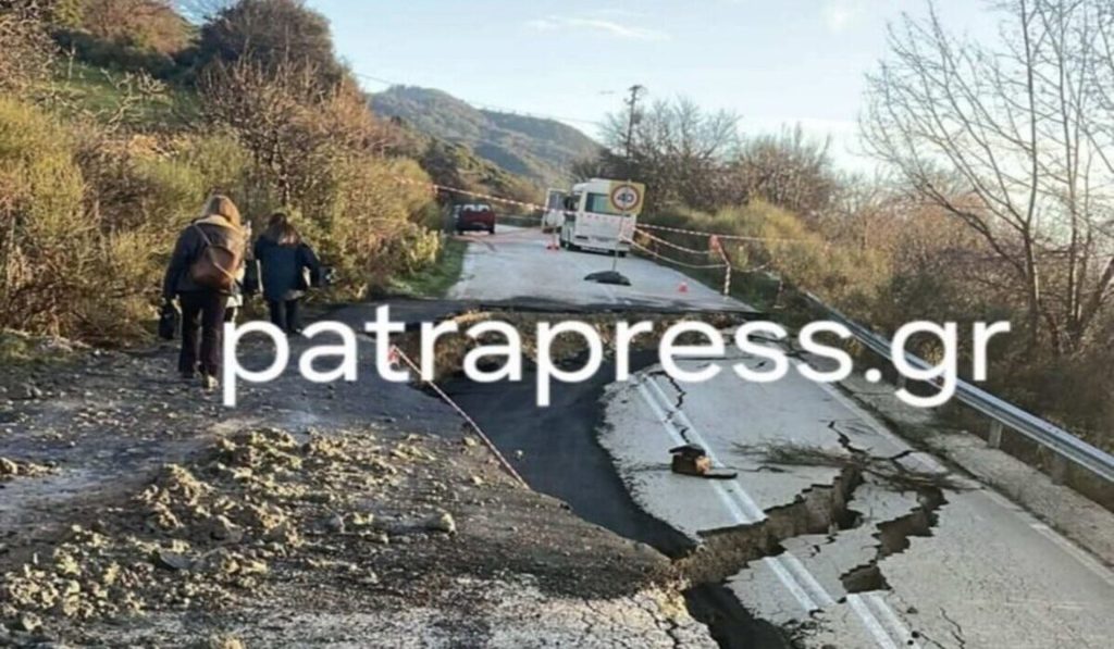 Καθίζηση στην Πατρών – Τριπόλεως έκοψε στα δυο τον δρόμο