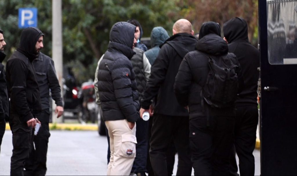 Κύκλωμα λαθραίων τσιγάρων: Δύο προφυλακίσεις – Την Τετάρτη απολογούνται οι φερόμενοι ως αρχηγοί της εγκληματικής ομάδας