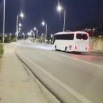 Σοκαριστικό βίντεο: Λεωφορείο περνά στο αντίθετο ρεύμα σε ελιγμό