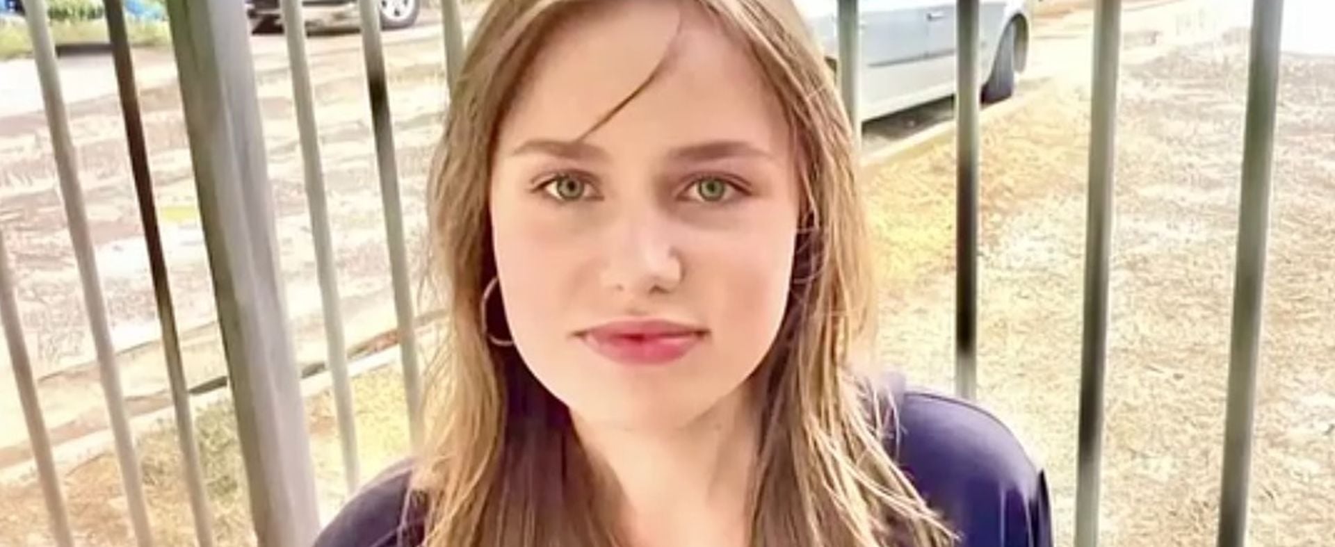 Λόρα: Η ηθοποιός που «χρησιμοποίησε» για να κλείσει εισιτήριο και το κρυπτογραφημένο email που θόλωσε τα ίχνη