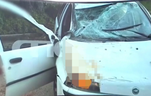 Tροχαίο δυστύχημα στη Λούτσα: Διαλύθηκε το αμάξι που οδηγούσε ο 15χρονος