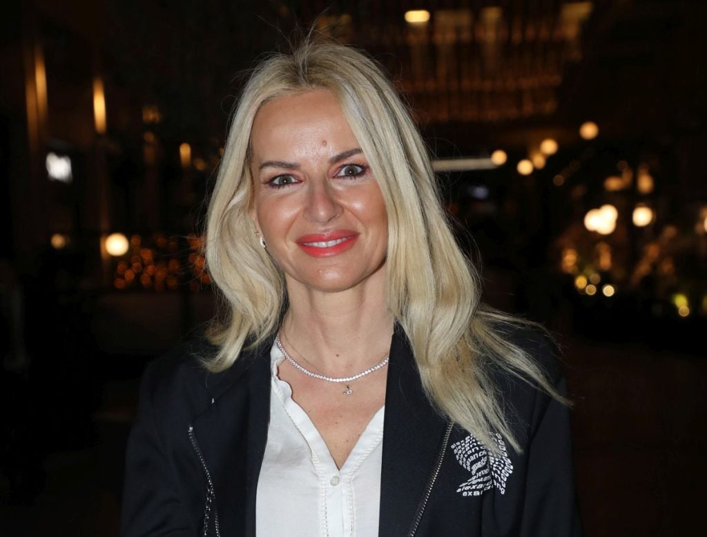 Η απορία Μπεκατώρου για το σπέρμα ψαριού: «Δεν είναι υγρό;»