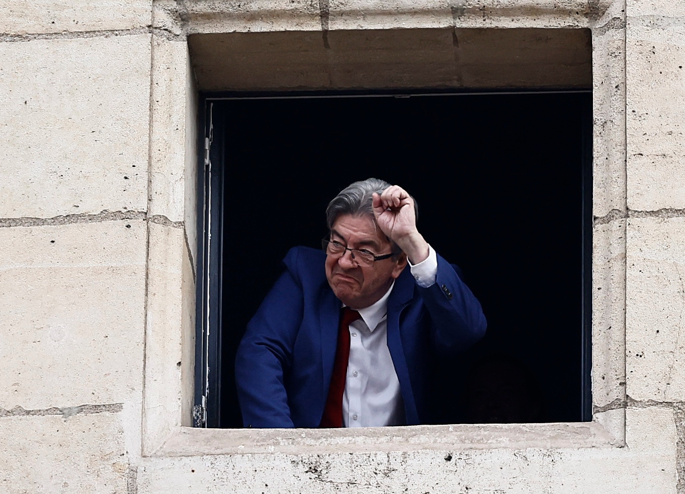 Παρίσι: Εκκενώθηκαν τα γραφεία του κόμματος του Μελανσόν μετά από τηλεφώνημα για βόμβα