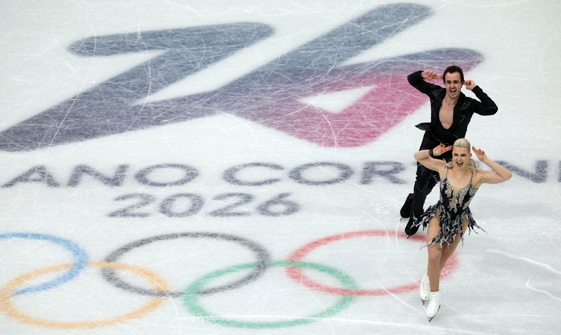 Αναρχικοί ανέλαβαν την ευθύνη για σαμποτάζ σε σιδηροδρομικές υποδομές της Ιταλίας