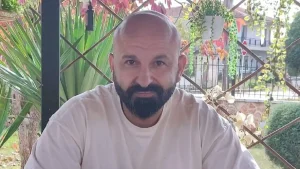 Εννέα χρόνια από το τροχαίο στην Εθνική Αθηνών - Λαμίας με την πόρσε - Συγκλονίζει η ανάρτηση του Υπάτιου Πατμάνογλου - ertnews.gr