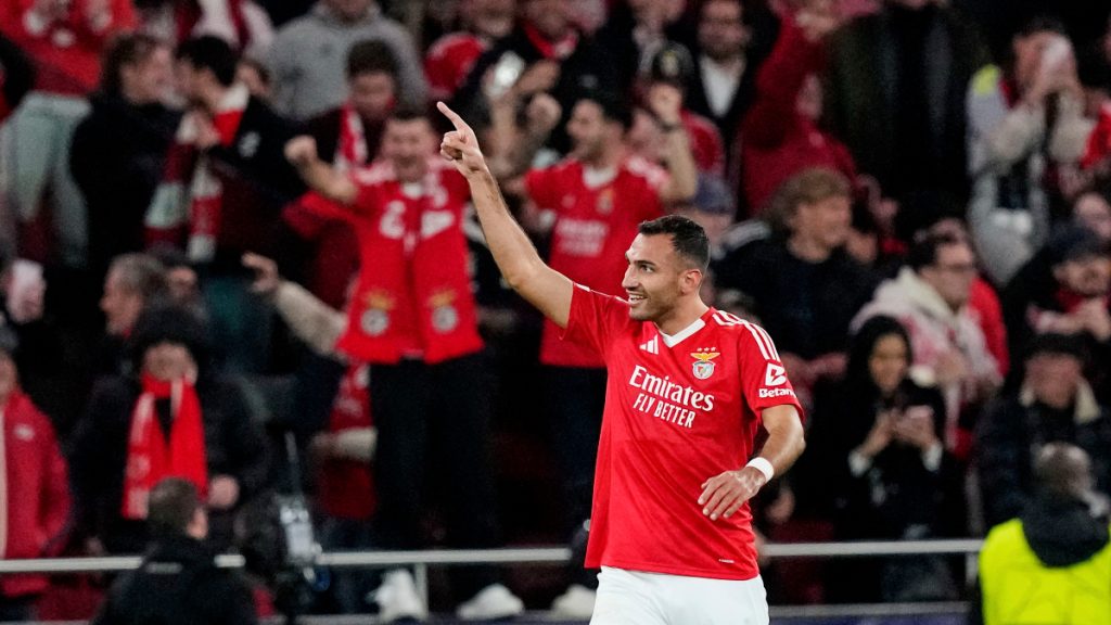 Ο Χάρι Κέιν προηγείται στην «μάχη» για τον κορυφαίο σκόρερ, στην 4η θέση ο Παυλίδης