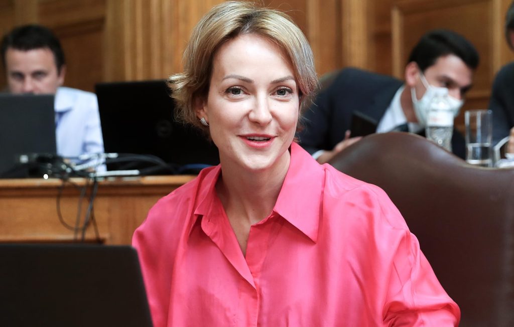 Αλεξάνδρα Σδούκου: Τα μέτρα για τους αγρότες είναι σε φάση υλοποίησης