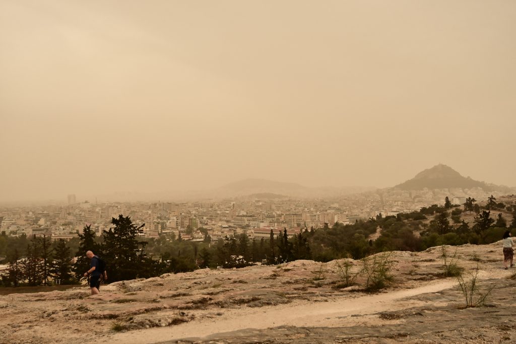 Έρχεται νέο κύμα μεταφοράς σαχαριανής σκόνης στην Ελλάδα