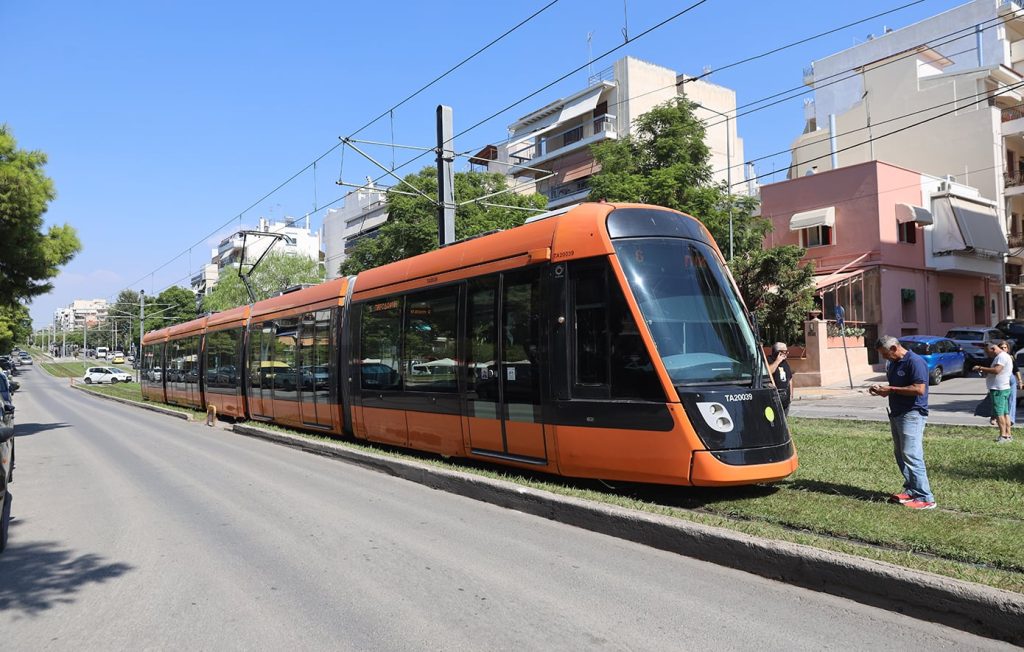 Σε λειτουργία τίθεται από αύριο η στάση του Τραμ «Ακτή Ποσειδώνος» στον Πειραιά – Νέος τερματικός σταθμός για τη Γραμμή 7