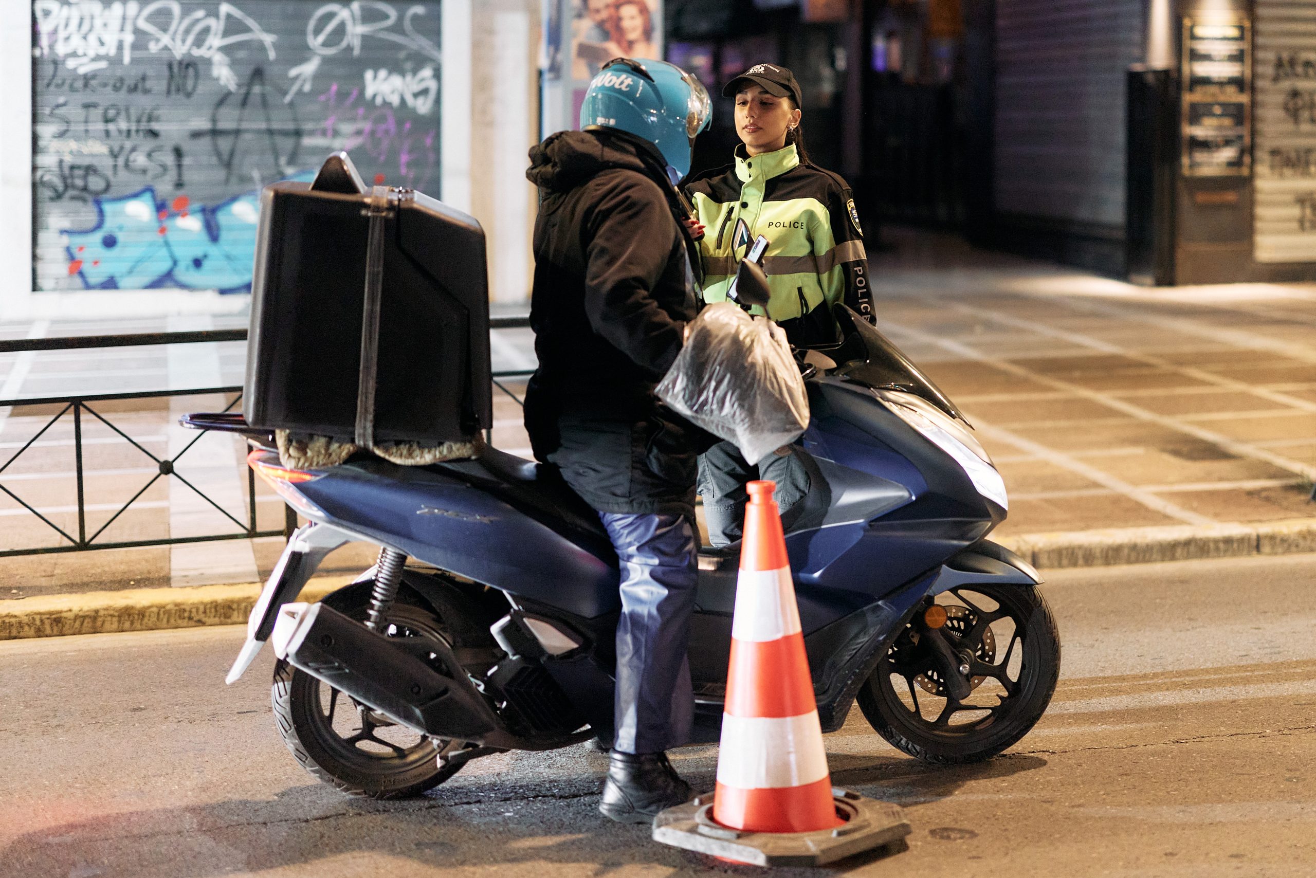 Πάνω από 1.040 παραβάσεις του Κ.Ο.Κ. σε 15.219 ελέγχους την εβδομάδα 9 έως 15 Φεβρουαρίου - ertnews.gr