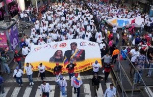 Χιλιάδες διαδηλωτές στο Καράκας ζητούν την επιστροφή του Μαδούρο