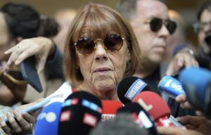 «Ύμνος στη ζωή» – Κυκλοφόρησαν τα απομνημονεύματα της Ζιζέλ Πελικό, εκτός από τον σύζυγο της, άλλοι 50 άνδρες καταδικάστηκαν επειδή την βίαζαν