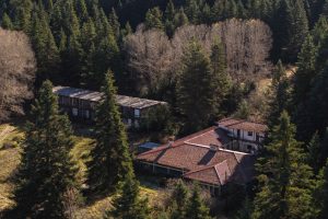 Ηλεκτρονικός διαγωνισμός για την αξιοποίηση του «Ξενία Βυτίνας»