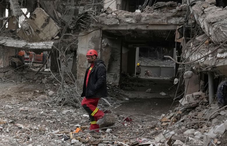 Το Ισραήλ βομβαρδίζει θέσεις των Μπασίτζ στην Τεχεράνη