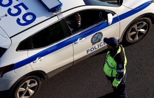 Συνελήφθη 69χρονος οδηγός φορτηγού που επιχείρησε να δωροδοκήσει αστυνομικούς της Τροχαίας