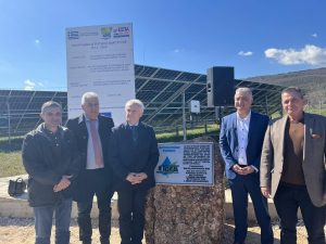 Εγκαινίασε το νέο φωτοβολταϊκό σταθμό του ΤΟΕΒ Αγροκτήματος Νάουσας ο Ανδριανός