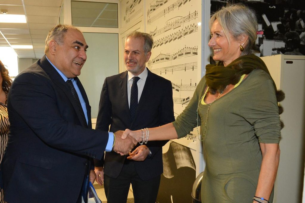 Επίσκεψη του Πρέσβη της Κύπρου Σταύρου Αυγουστίδη στο Ραδιομέγαρο της ΕΡΤ – «Αιώνια ευγνωμοσύνη στην Ελλάδα»