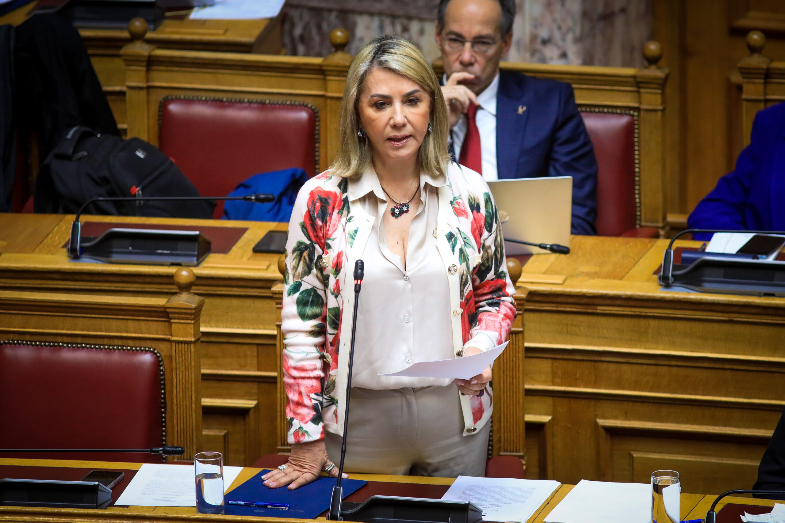 Ζ. Μακρή: Το ίδρυμα “Στέλιος Χατζηιωάννου” ενισχύει τους γιατρούς σε  Αλόννησο και Τρίκερι - ertnews.gr