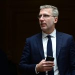 Άκης Σκέρτσος: Κανένα παιδί χωρίς προστασία - Αυστηροί κανόνες και αποτελεσματικοί έλεγχοι για αλκοόλ και καπνικά - ertnews.gr