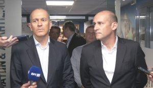 ΚΑΕ Ολυμπιακός: «Περιμένουμε αντίστοιχη φωτογραφία από τη στρατιωτική θητεία του τωρινού ιδιοκτήτη της ΚΑΕ Παναθηναϊκός Δημήτρη Γιαννακόπουλου»