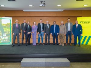 Πρεμιέρα στην Agrotica για το FarmClick των Πειραιώς και Wikifarmer