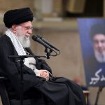 Αναβλήθηκε η κηδεία του Αλί Χαμενεΐ στην Τεχεράνη