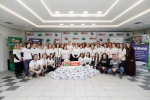 Η Μπάρμπα Στάθης στηρίζει την τρίτη ηλικία