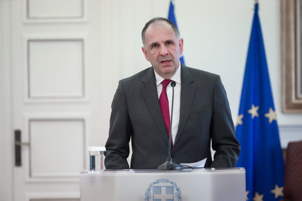 Γεραπετρίτη: Σύσκεψη με Πρέσβεις Ιράν & Μέσης Ανατολής