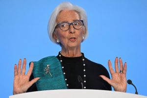 Αμετάβλητα για έκτη συνεχή συνεδρίαση τα επιτόκια ΕΚΤ