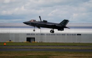 Οι Βρετανοί κάνουν λόγο για «φερόμενο πλήγμα drone» στη στρατιωτική βάση τους στην Κύπρο – «Περιορισμένες ζημιές»