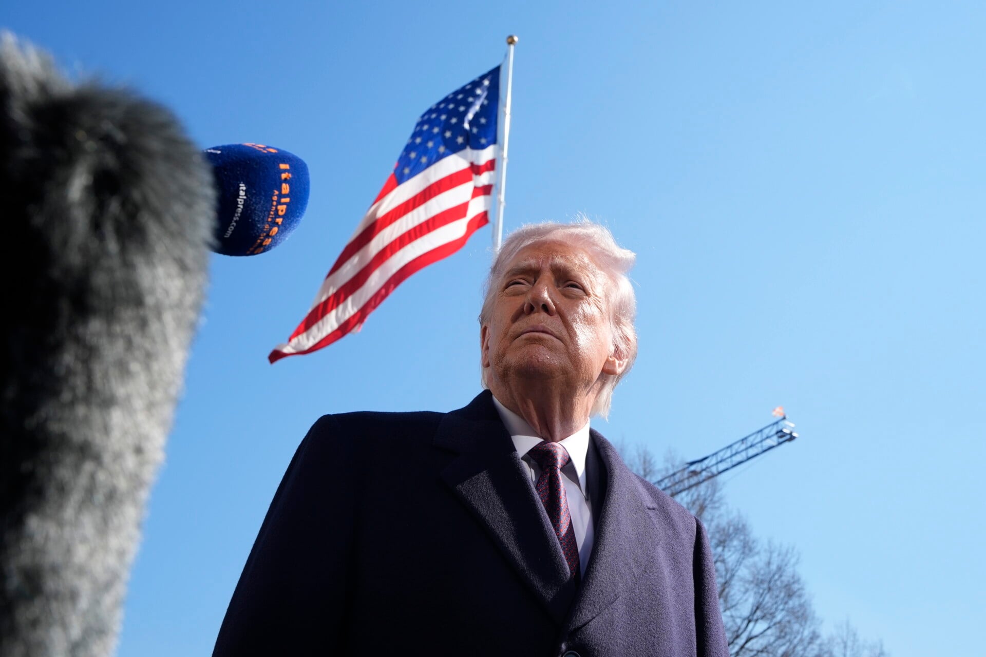 Τραμπ: Μαζική επιχείρηση ΗΠΑ στο Ιράν