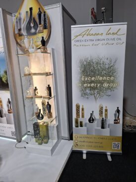 Αναπτύσσεται και αναδιοργανώνεται το δίκτυο αυτόματων πωλητών ελαιολάδου της Ahaean Land